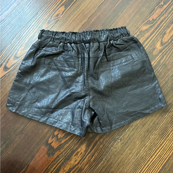 Raga Shorts NWOT - Picture 2 of 3